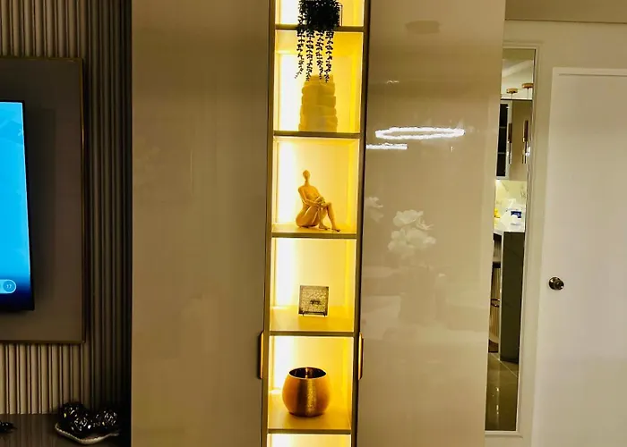 Aparthotel The Elegance At Shore Residences New 2br 2ba Spacious Free Parking Near Moa Manila