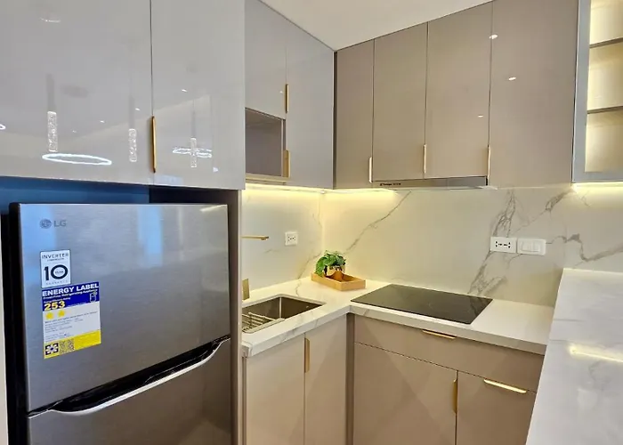 The Elegance At Shore Residences New 2br 2ba Spacious Free Parking Near Moa Aparthotel *