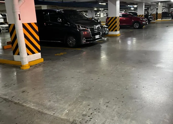 Aparthotel The Elegance At Shore Residences New 2br 2ba Spacious Free Parking Near Moa Manila