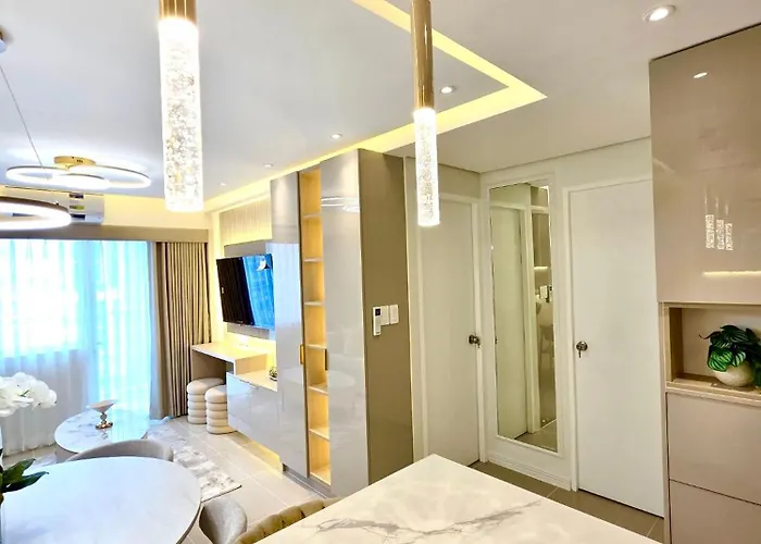The Elegance At Shore Residences New 2br 2ba Spacious Free Parking Near Moa Aparthotel
