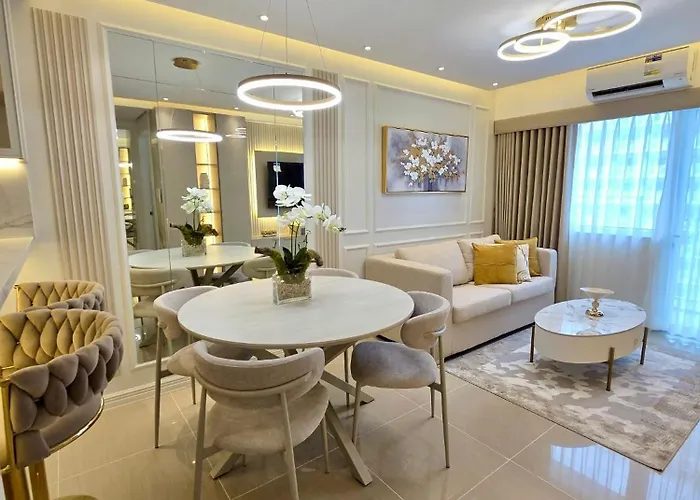 The Elegance At Shore Residences New 2br 2ba Spacious Free Parking Near Moa Aparthotel
